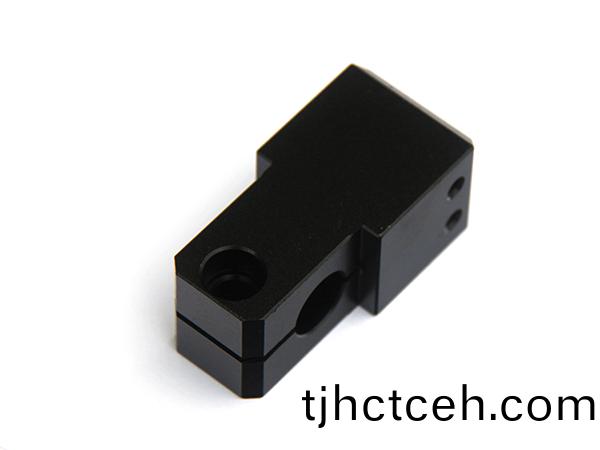 2024年CNC零(ling)件(jian)加工領(lǐng)(ling)域的髮展(zhan)趨(qu)勢